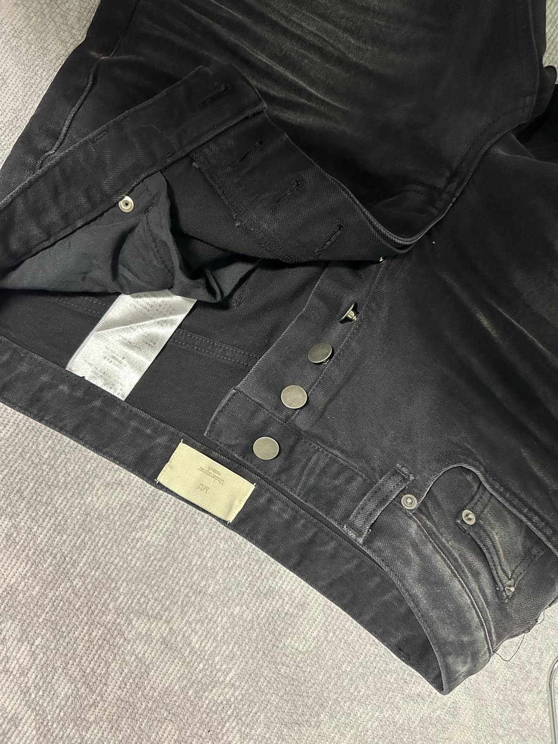 언더마이카 무.114 오리지널 로고 워시드 슬림 플레어 진 워시드 블랙 상품이미지4