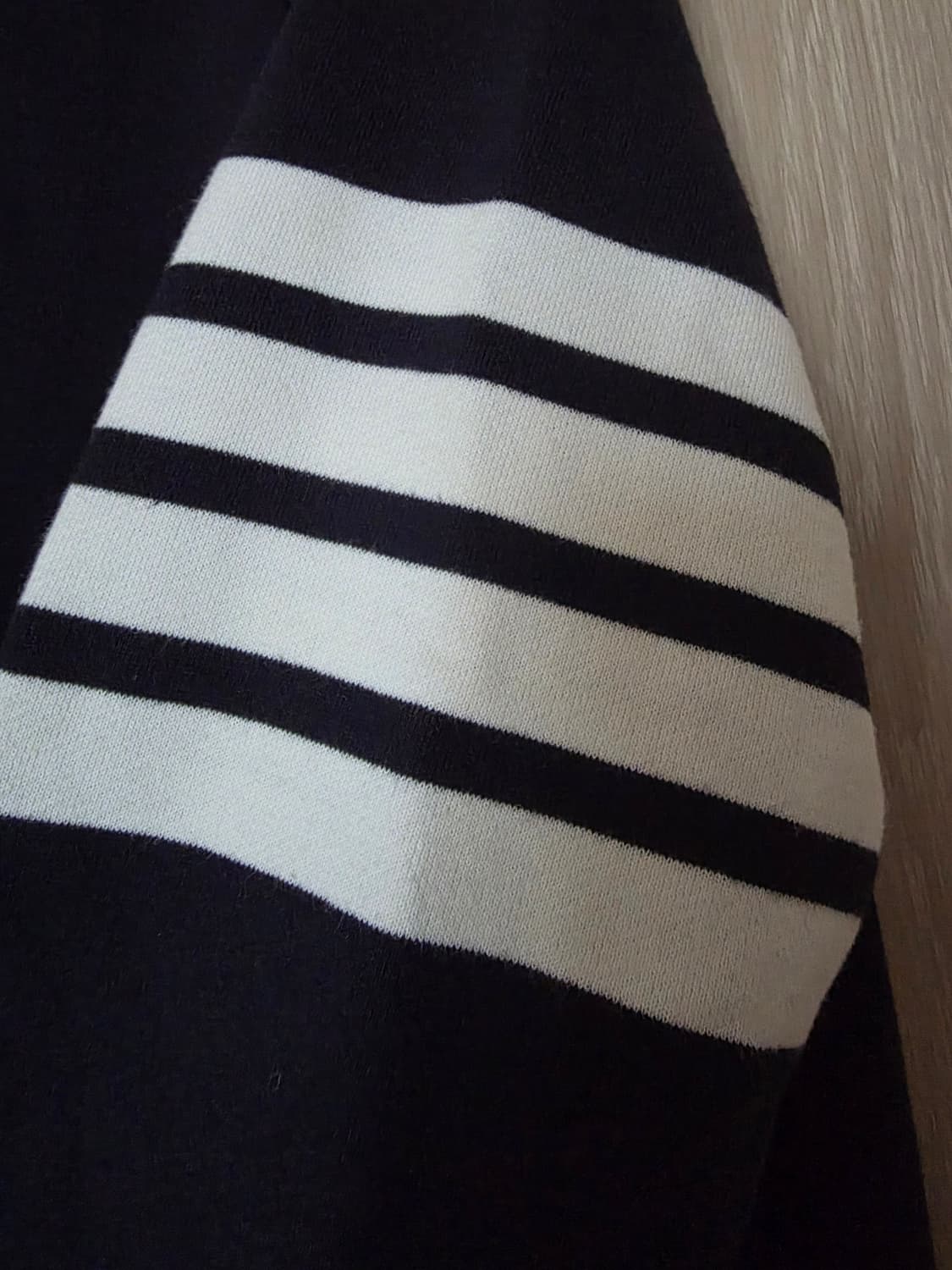 [5사이즈] 톰브라운 사선완장 금장 후드 집업 상품이미지5