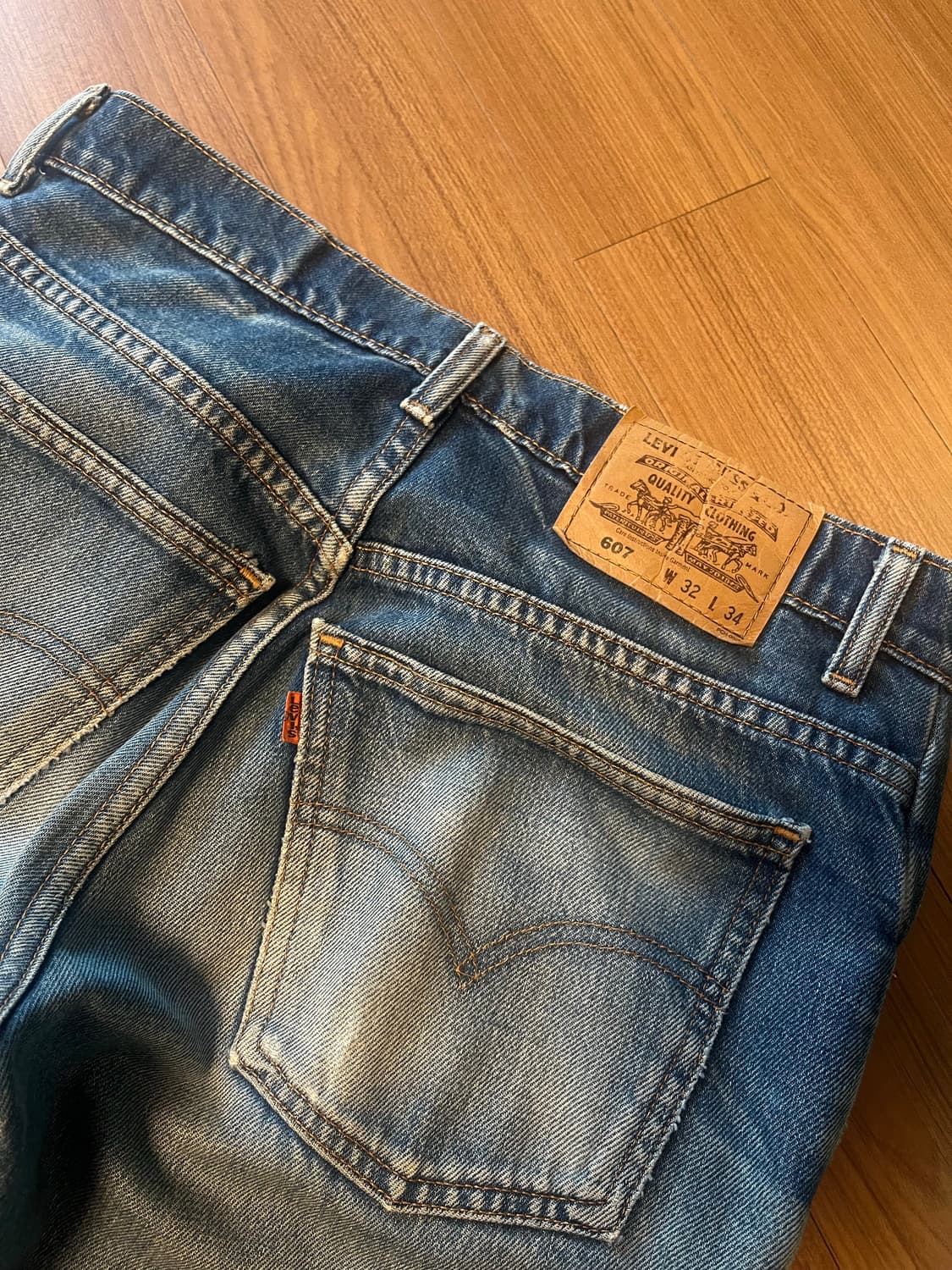 Levis 607 오렌지탭 착샷[o] 상품이미지3