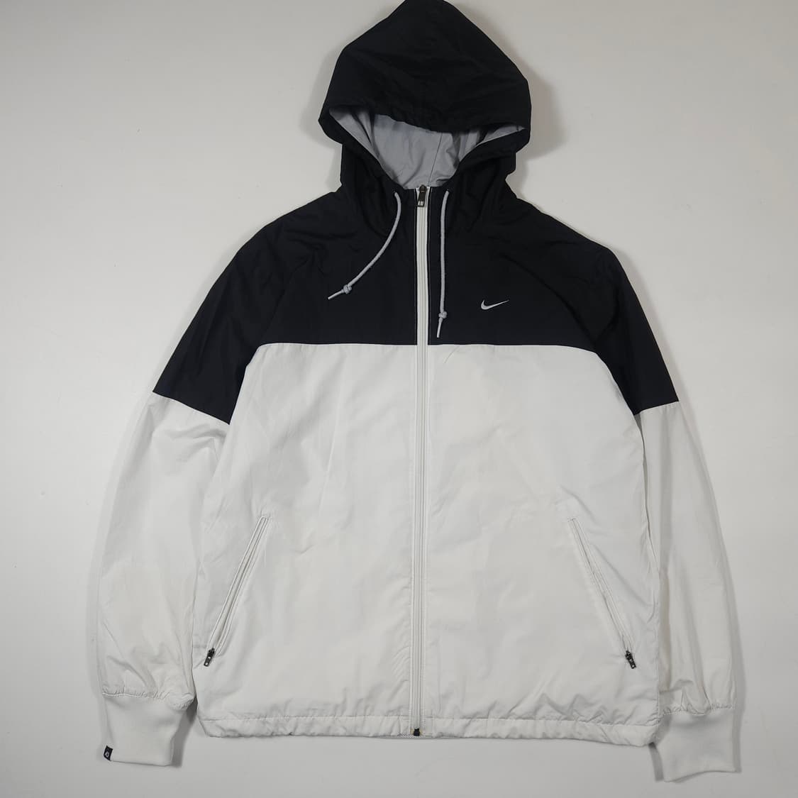 나이키 스우시 배색 바람막이  상품이미지1