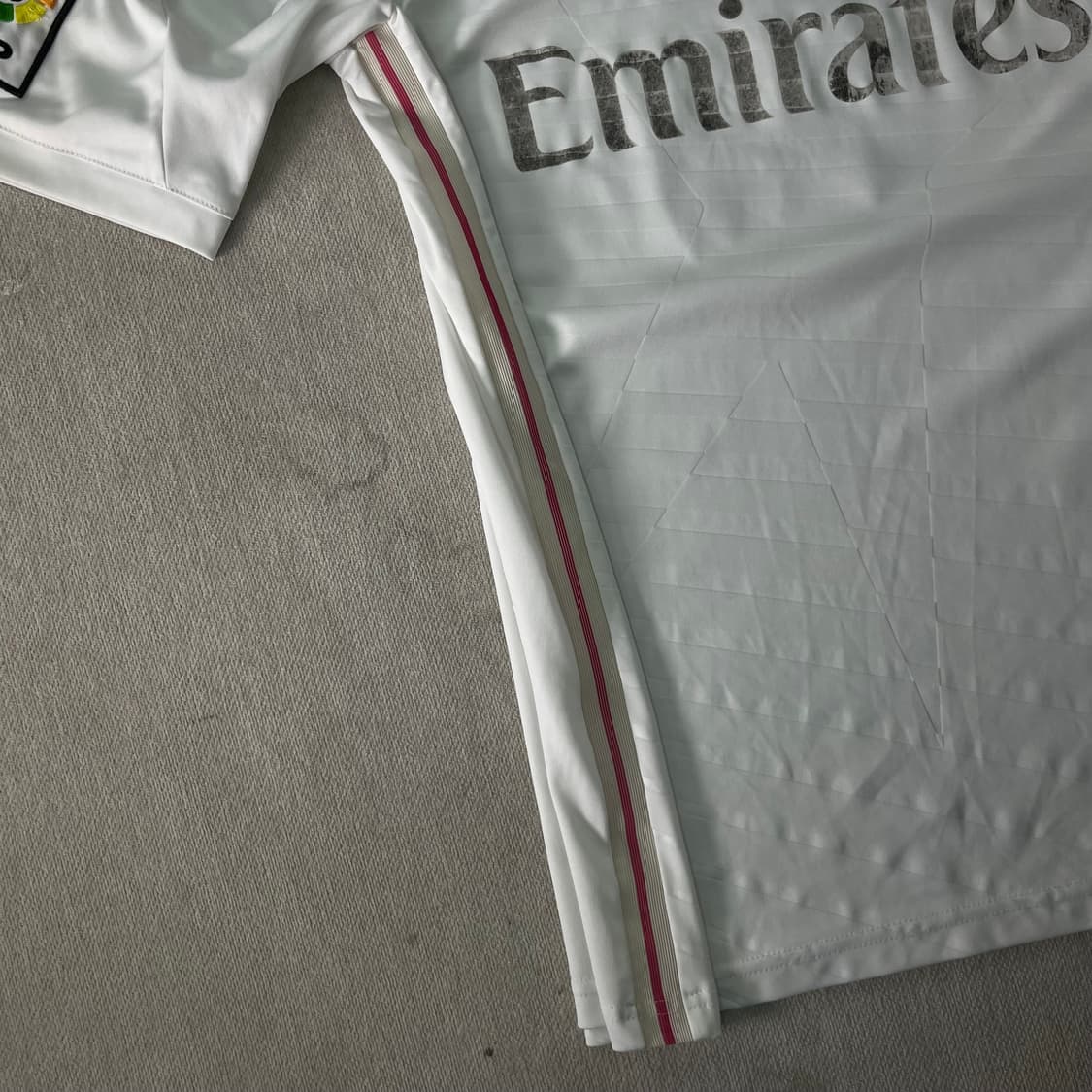 100 아디다스 레알마드리드 14-15 벤제마 마킹 홈 유니폼 상품이미지7