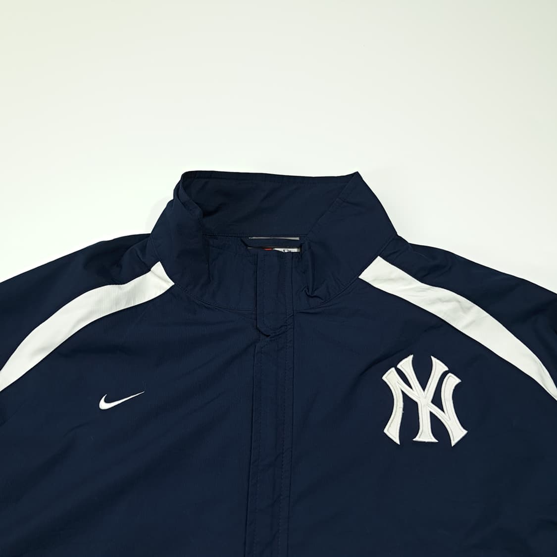 CL719 XL 나이키 00s MLB 뉴욕양키스 바람막이 자켓 상품이미지2