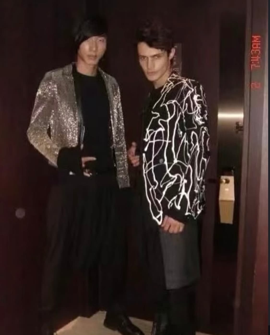 디올옴므 07fw 페인트 블레이저 상품이미지3