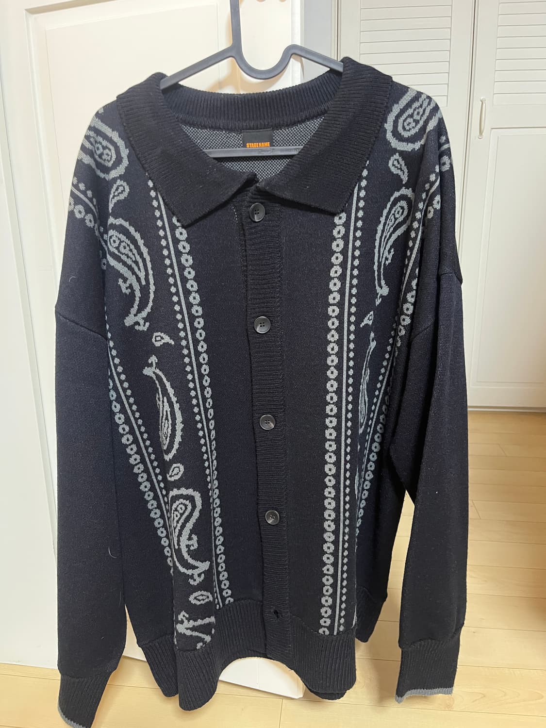 스테이지 네임 니트 가디건 블랙 상품이미지3