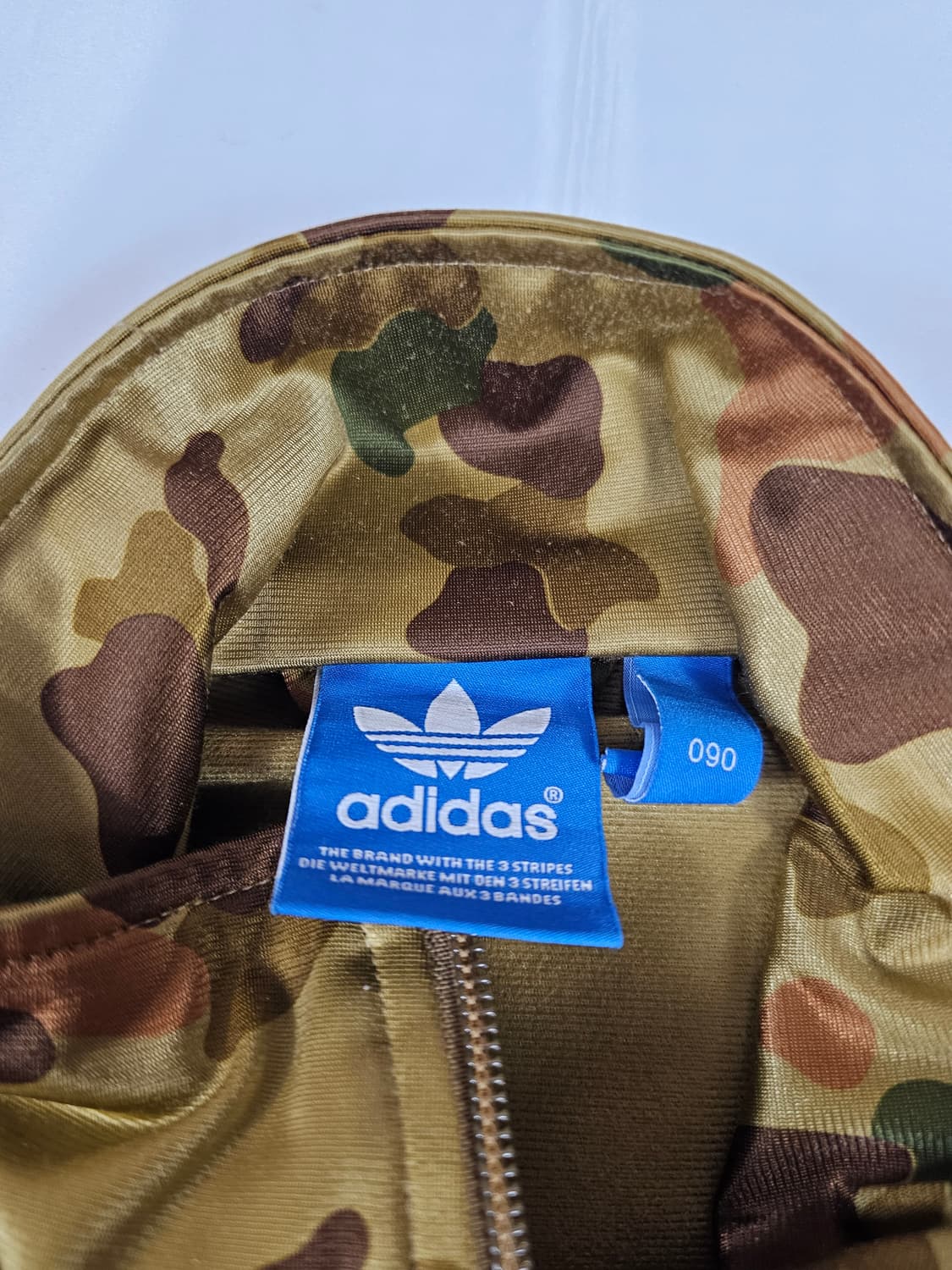 아디다스카모져지 상품이미지2