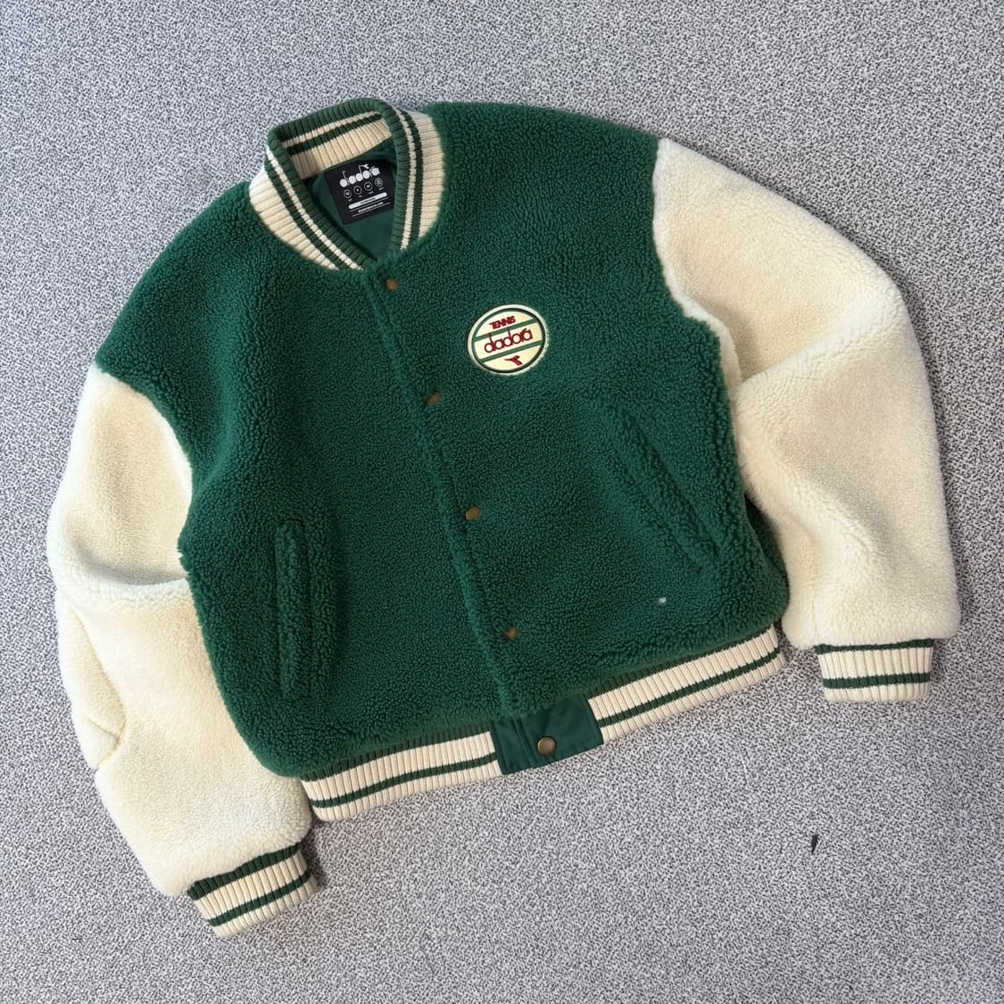 디아도라 플리스 봄버 자켓  상품이미지1