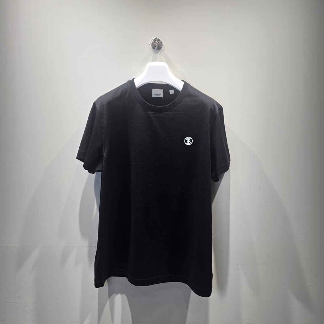 [중고/정품] 버버리 모노그램 모티프 반팔 티셔츠 XL 상품이미지1