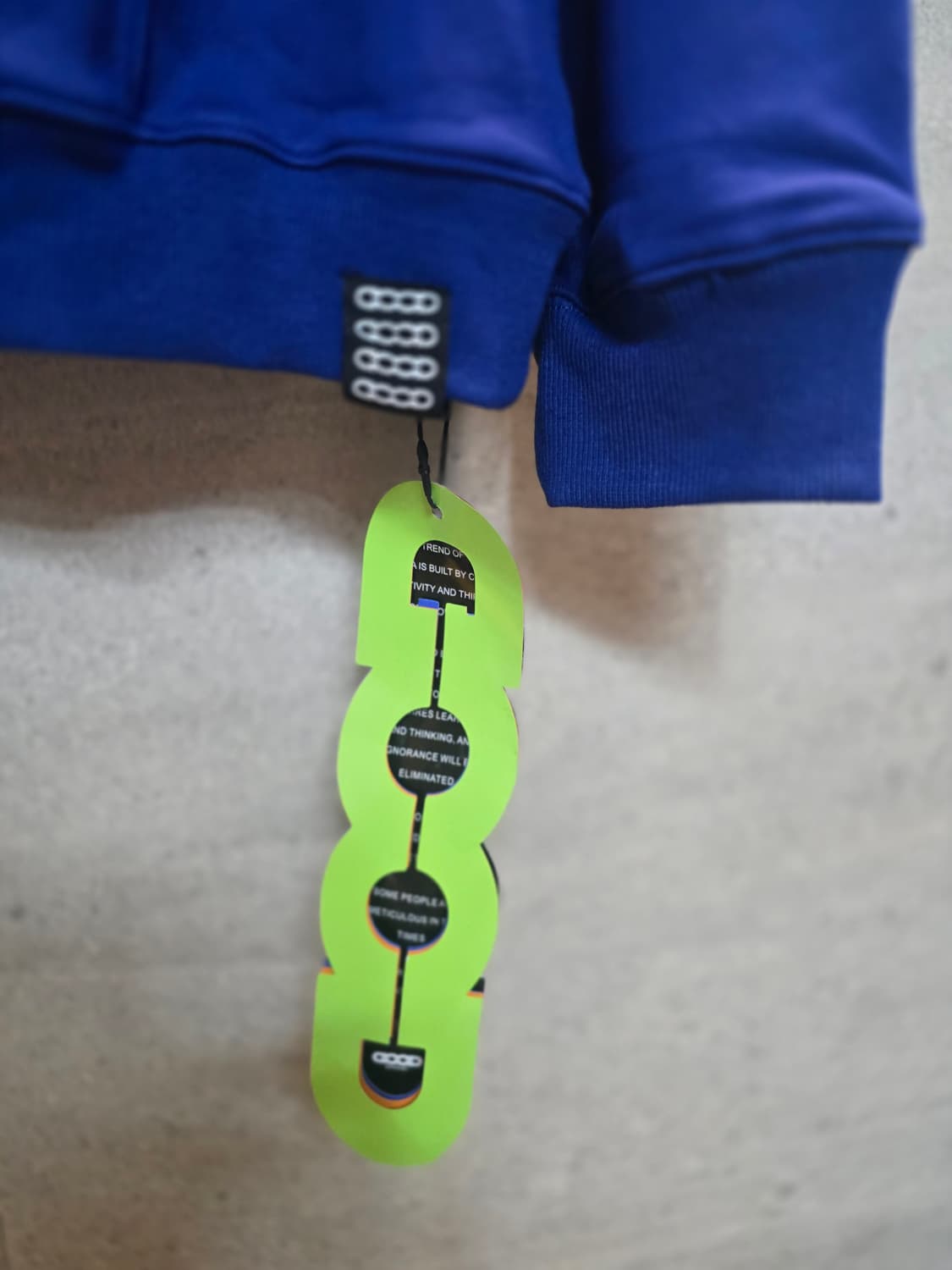 LOVE IS GOOD. 펄 로고 후드티 상품이미지3