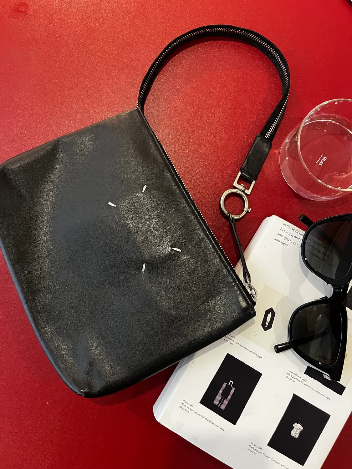 마르지엘라 레더 클러치 숄더백(블랙) 상품이미지1