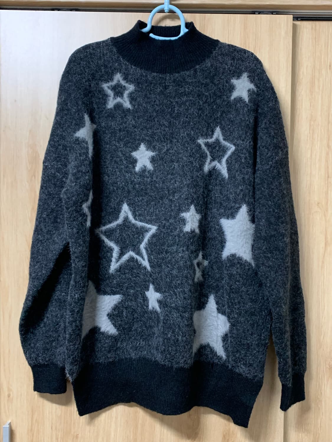 별 패턴 니트 상품이미지1