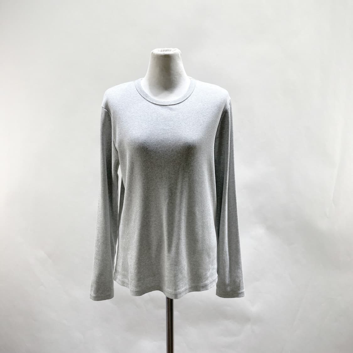 유니클로 여성 U넥 긴팔면티 그레이 XL  상품이미지1