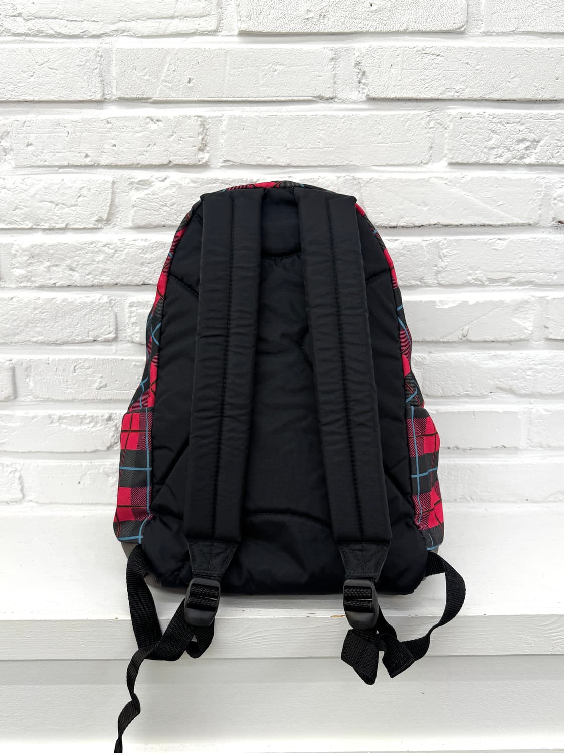 eastpak 핑크체크 백팩 상품이미지5