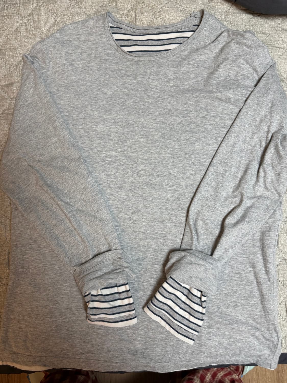 해칭룸 Two Face Stripe Tee 그레이 상품이미지3