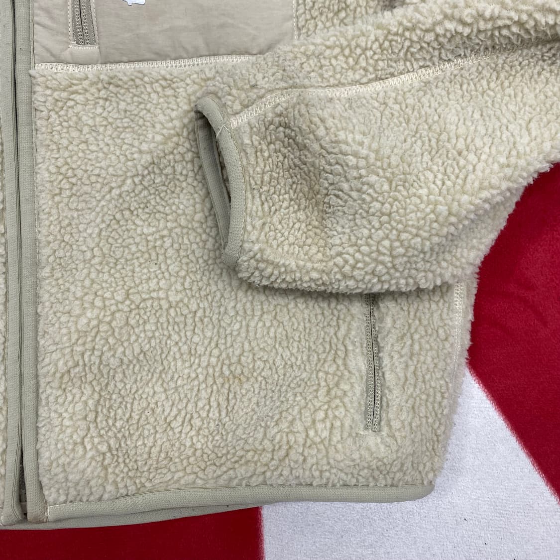 디스이즈네버댓 플리스자켓 큰S 상품이미지5