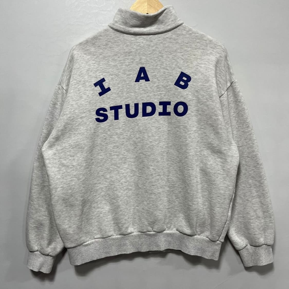 아이앱 스튜디오 하프집업 M 상품이미지2