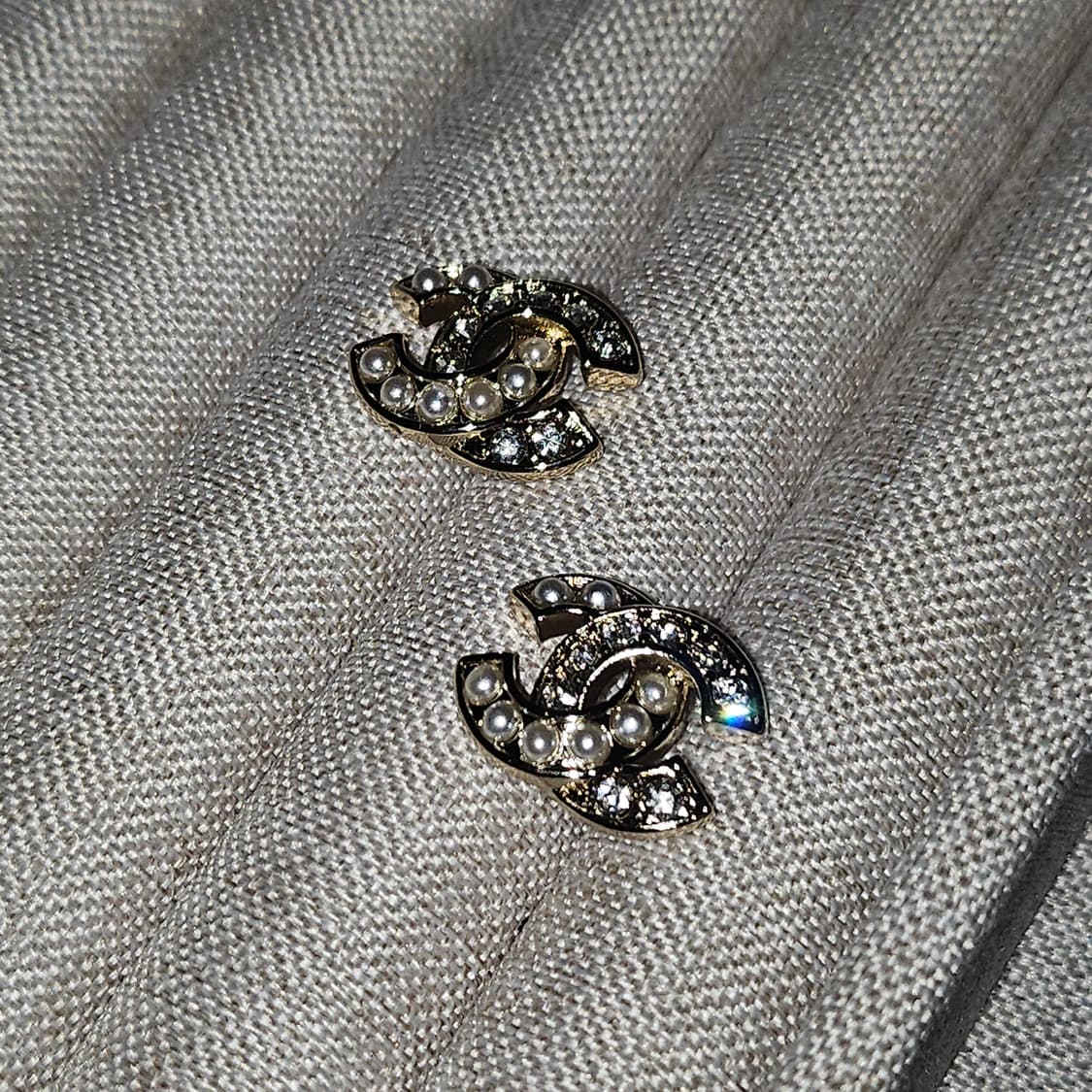 925 샤넬 빈티지 업사이클링 하프 CC 귀걸이 상품이미지2