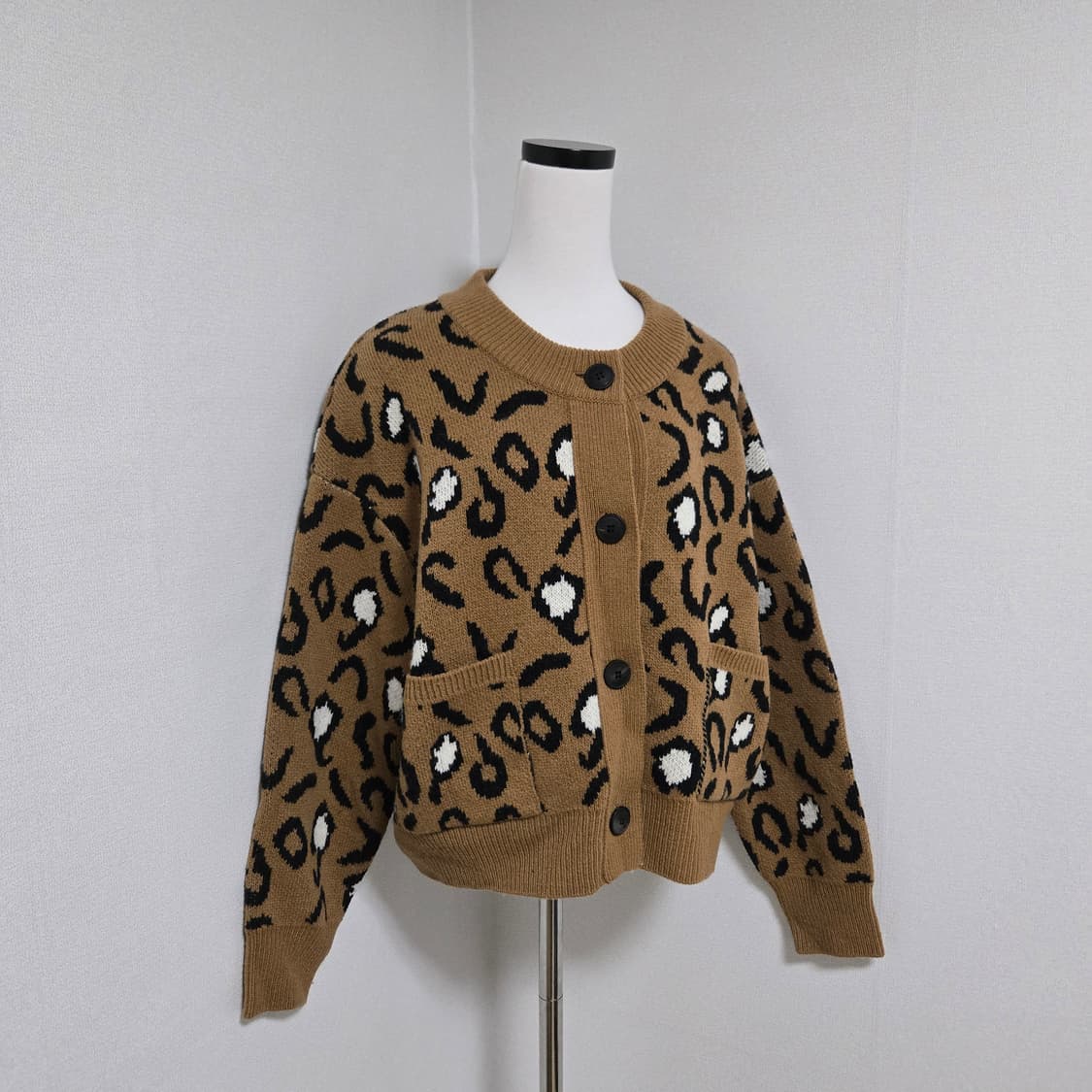 스튜디오톰보이 레오퍼드 울 가디건 / 여성 가디건 / 여자 가디건 상품이미지6