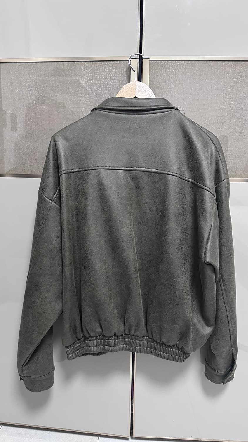 블랙모먼트 비건 스웨이드 자켓 상품이미지2