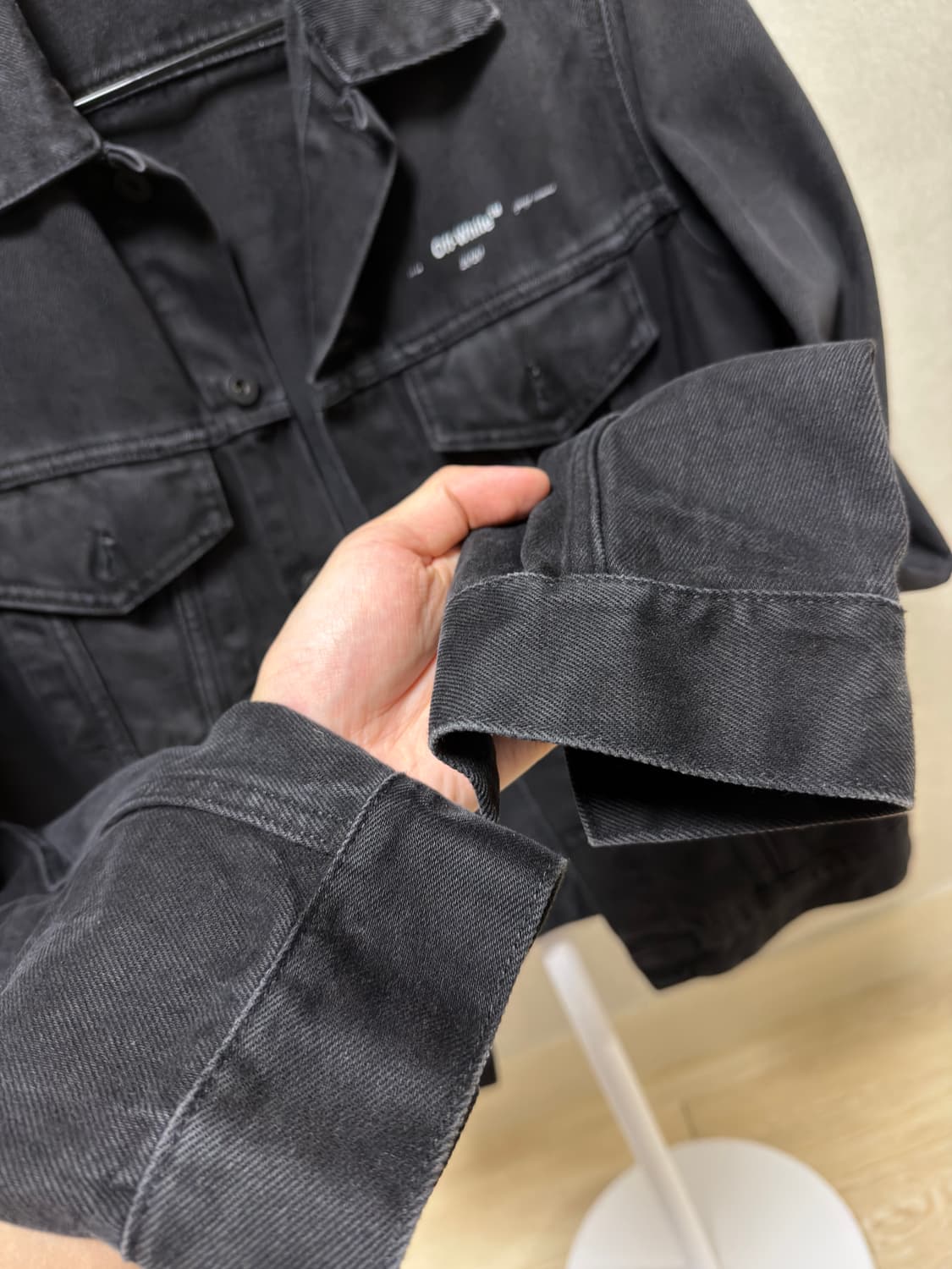 오프화이트 자켓(정품) 상품이미지2