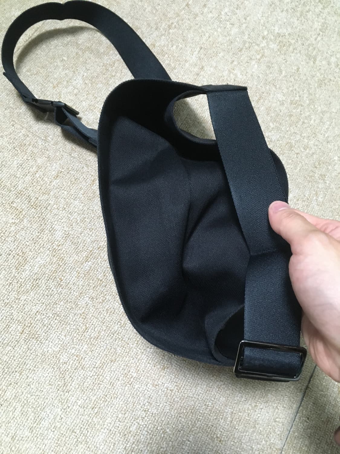 issey miyake 크로스 백 상품이미지3