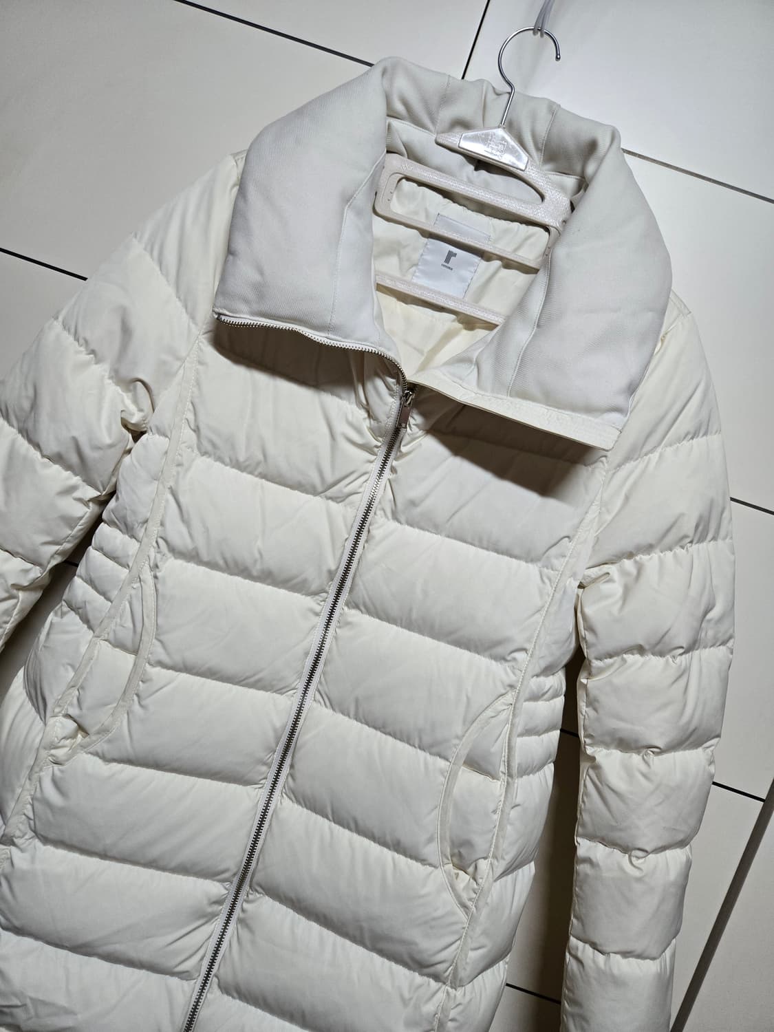 renoma(레노마)여성 아이보리 덕다운 롱 패딩 상품이미지2