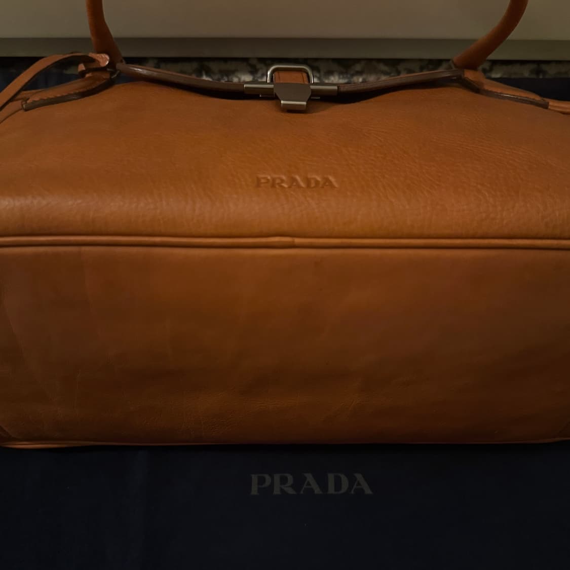 프라다 닥터 레더 볼링백 상품이미지7