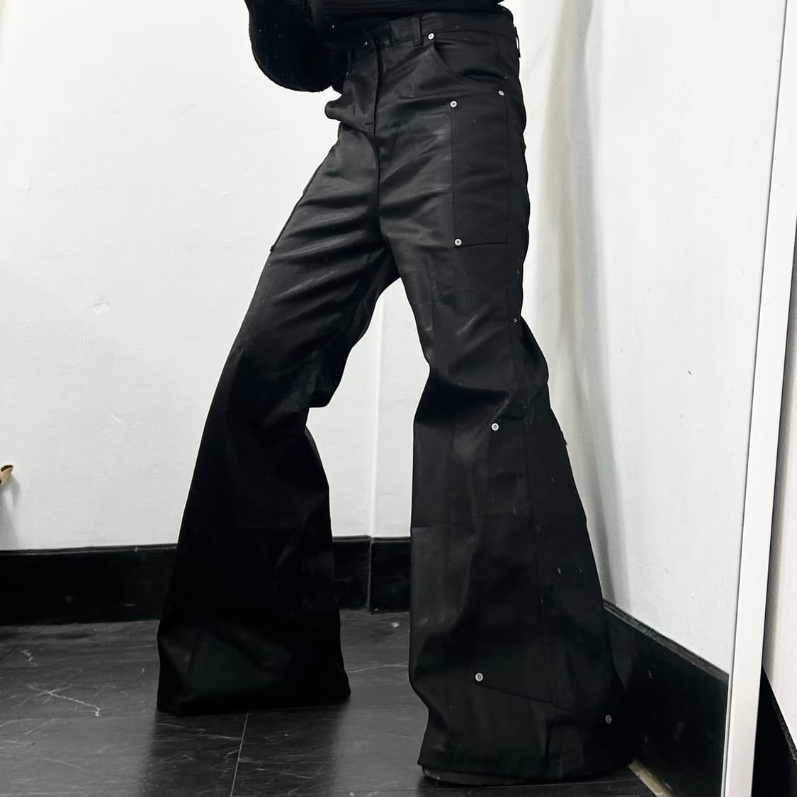 Kagru 카그루 코팅 플레어 팬츠 상품이미지3