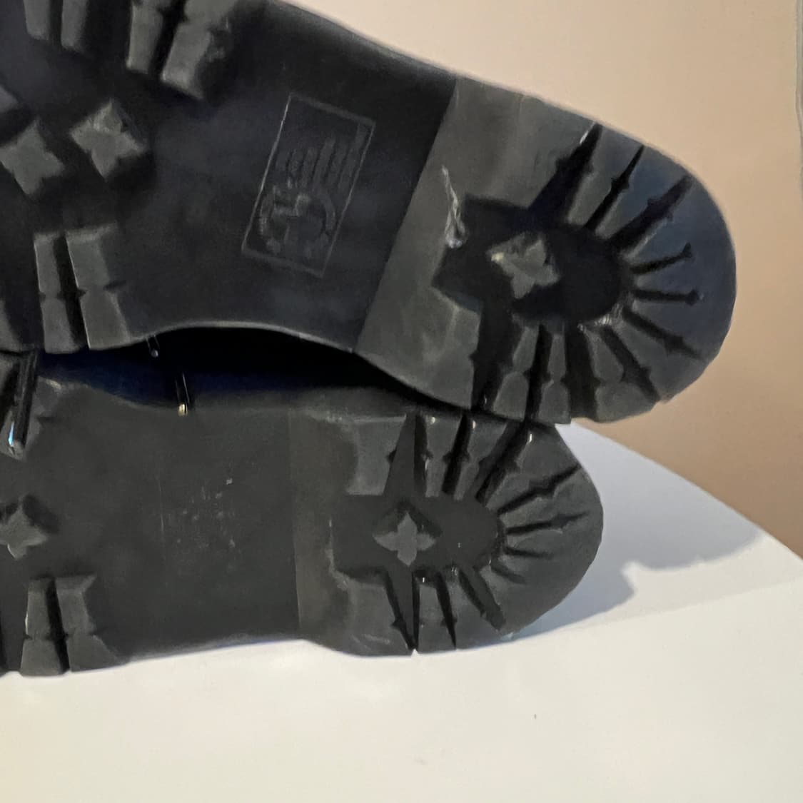 닥터마틴 1461 쿼드 블랙 스무스 더비 슈즈 상품이미지6