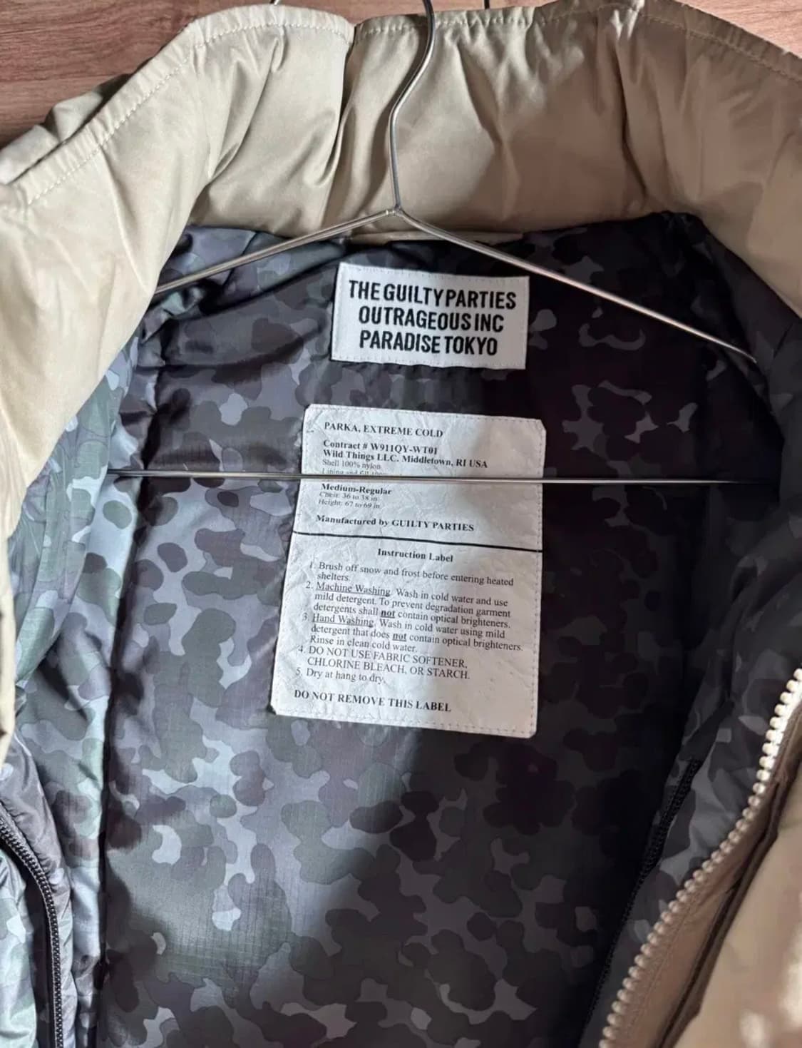 와코마리아x와일드띵스 17fw 패딩 상품이미지3