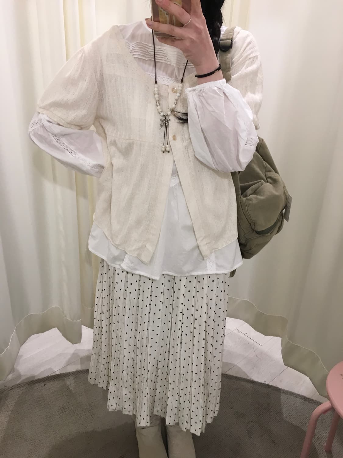 사선 레이스 블라우스 상품이미지5