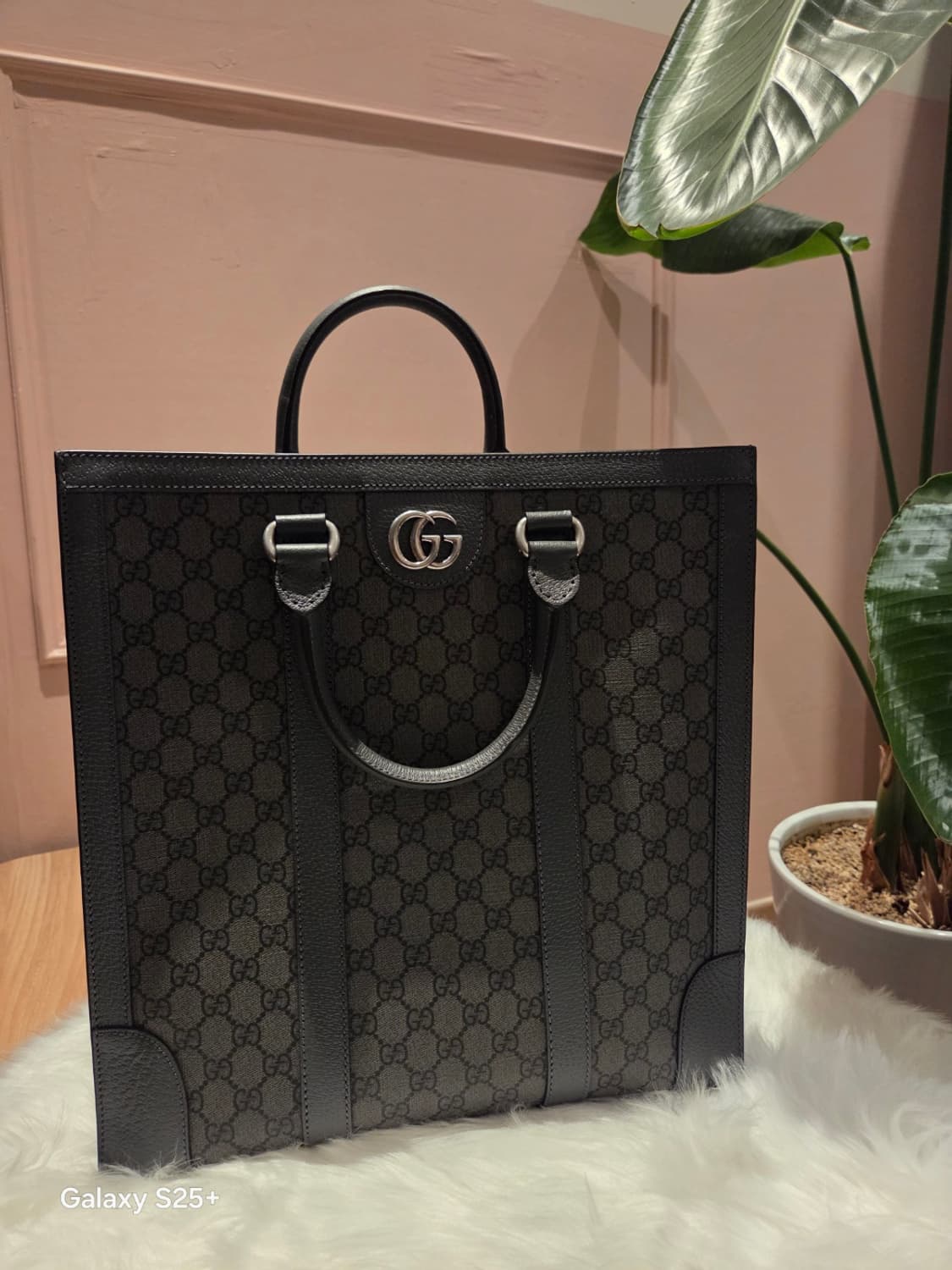 구찌 오피디아 GG 미디움 토트백 상품이미지9