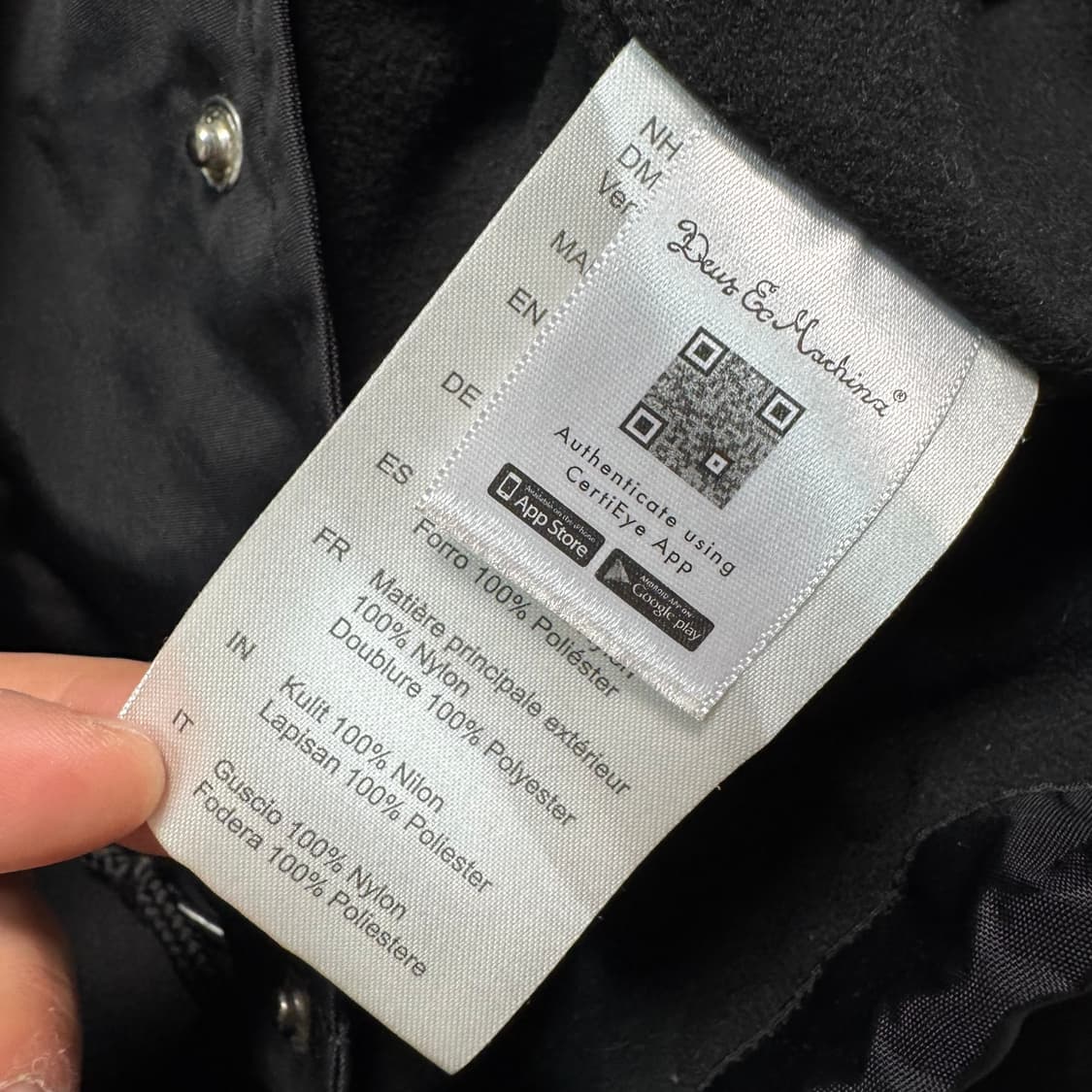 Name : 데우스 빈티지 스크레치 디테일 블랙컬러 코치자켓 :)  상품이미지7