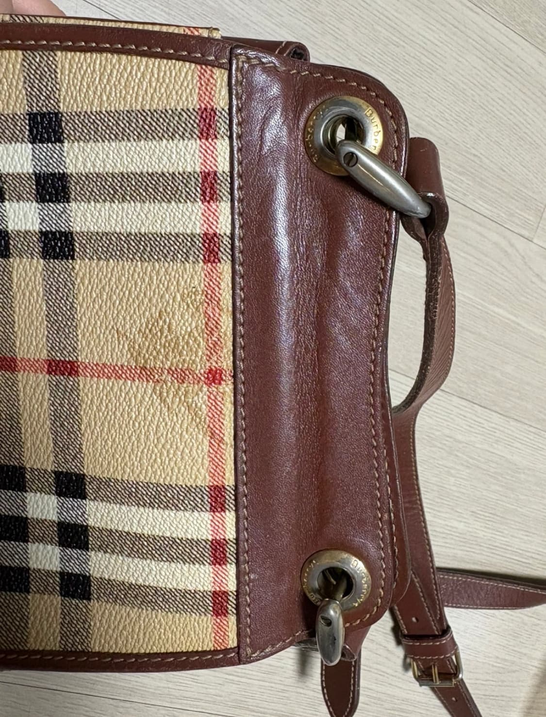 버버리 체크 빈티지 크로스백 상품이미지8
