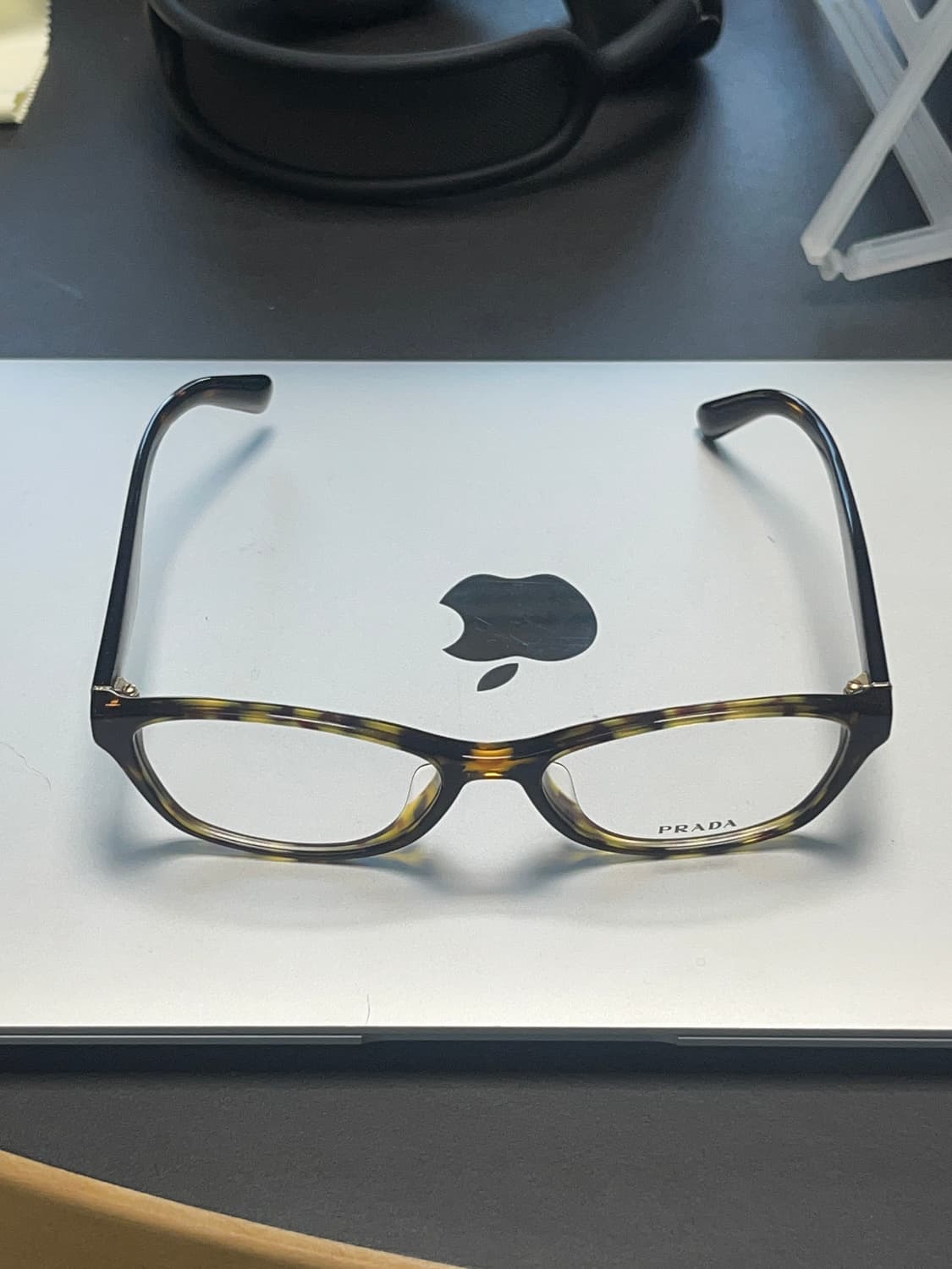 프라다 안경 상품이미지1