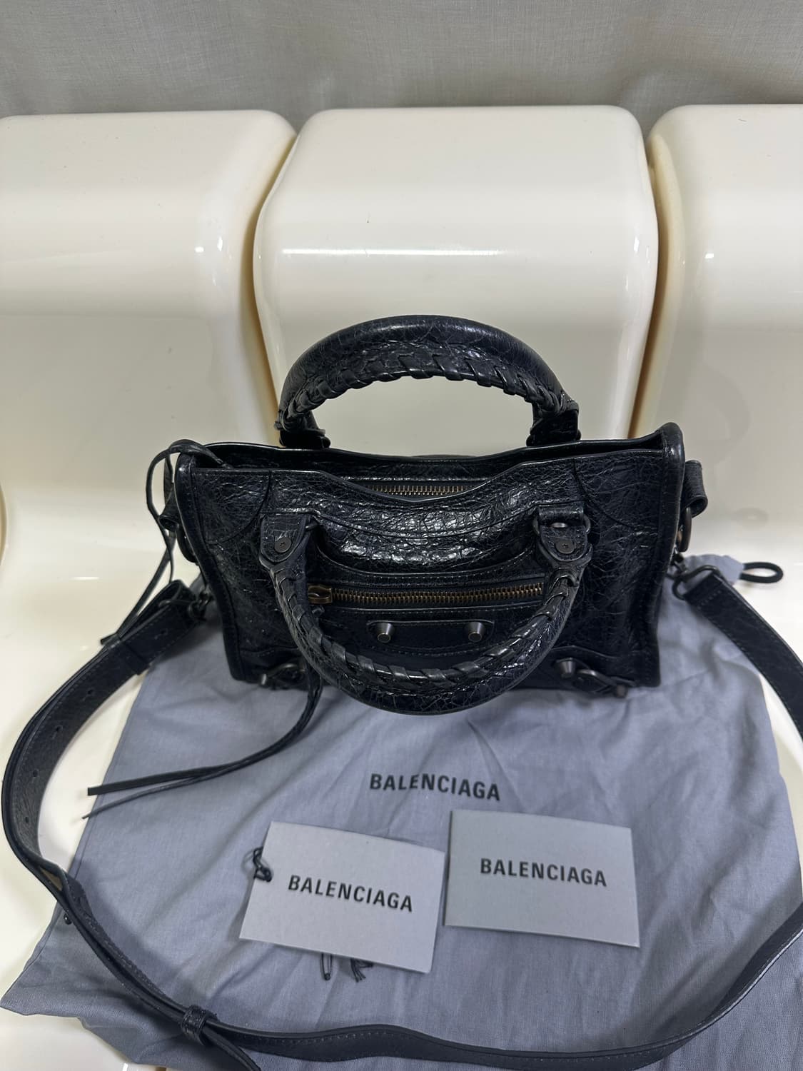 [A+ 정품] 발렌시아가 르 시티 모터백 미니 블랙 상품이미지6