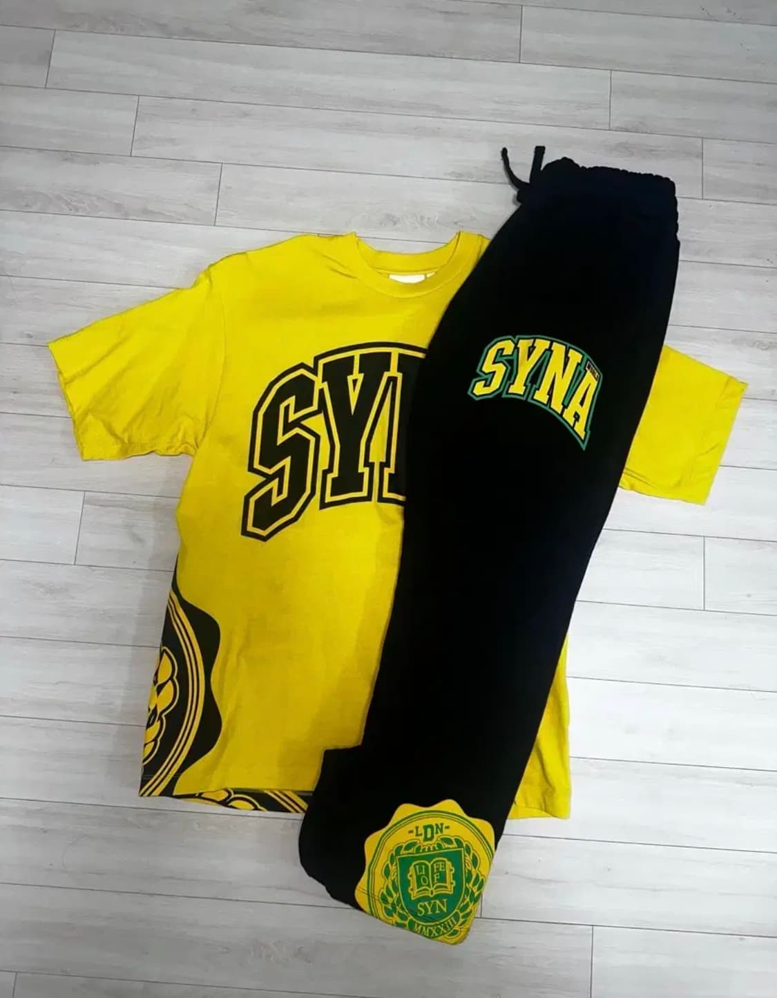 Syna world 시나월드 칼리지 트레이닝 셋업 상품이미지1