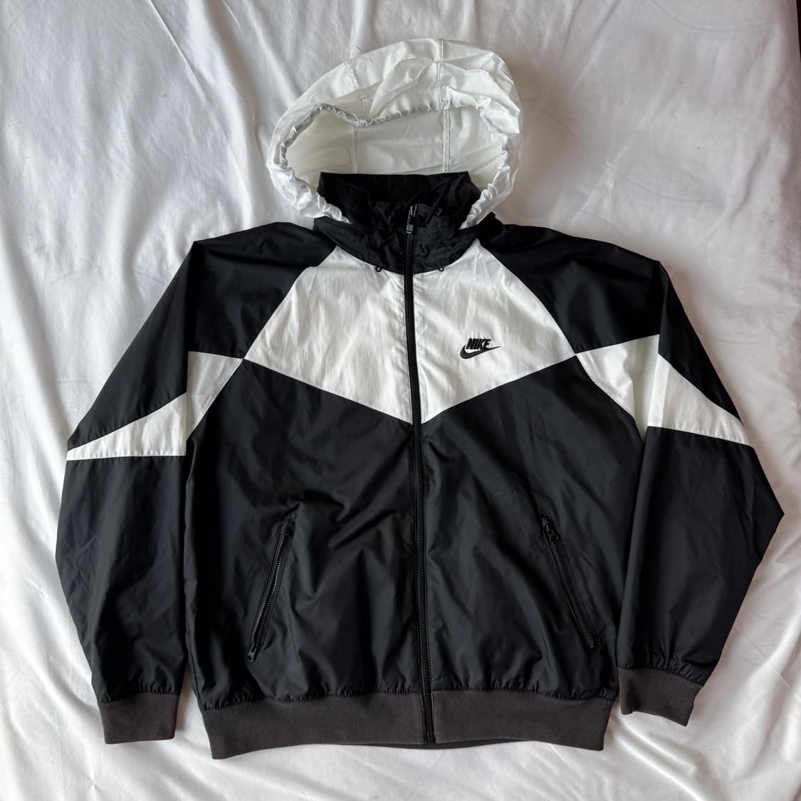 2+1) 나이키 윈드러너 범고래 바람막이 L 상품이미지2