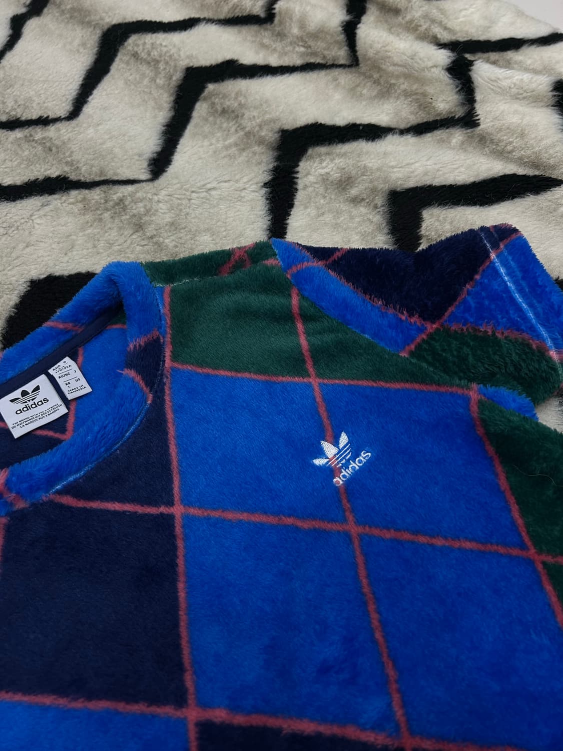 [L]아디다스 아가일 체크 크롭 플리스 반팔 상품이미지1