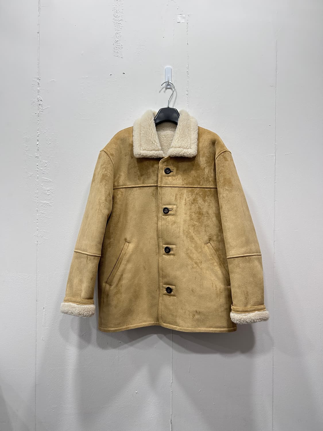 이브세이지 스웨이드 하프 무스탕 베이지 상품이미지4