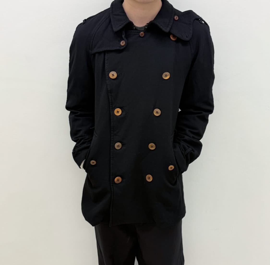 꼼데가르송 옴므플러스 축융 버튼 숏 코트 상품이미지1