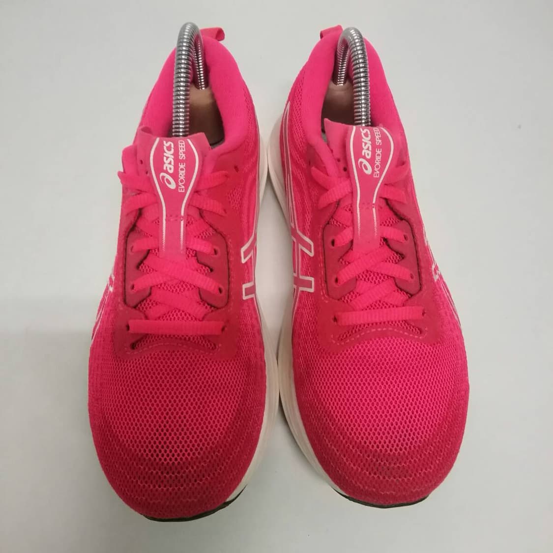 아식스 여성 러닝화 에보라이드 스피드 - 235사이즈 (상태 최상) 상품이미지3