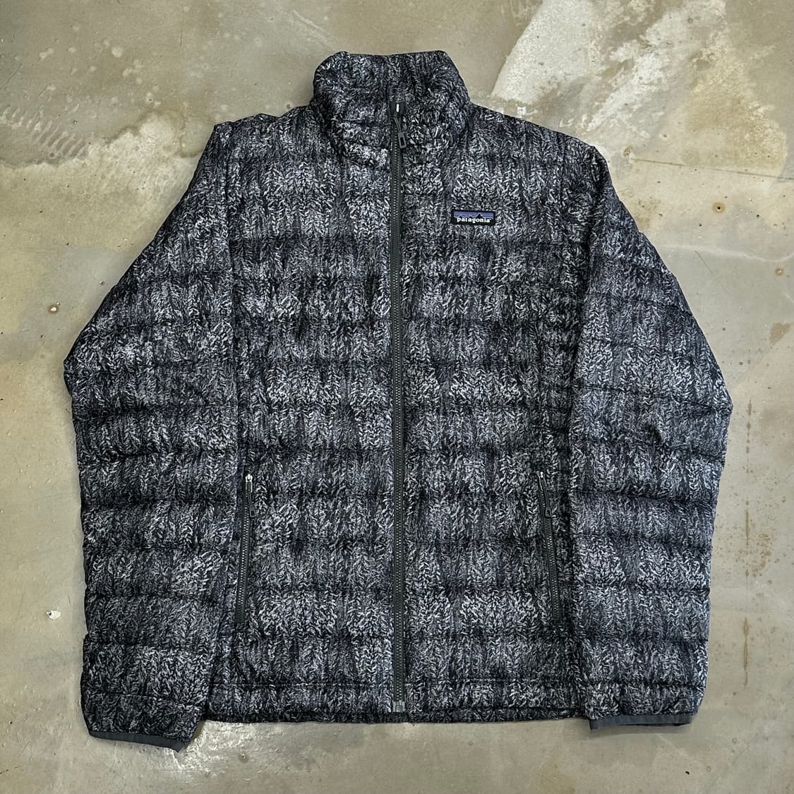 L 파타고니아 여성용 다운 경량패딩  상품이미지2