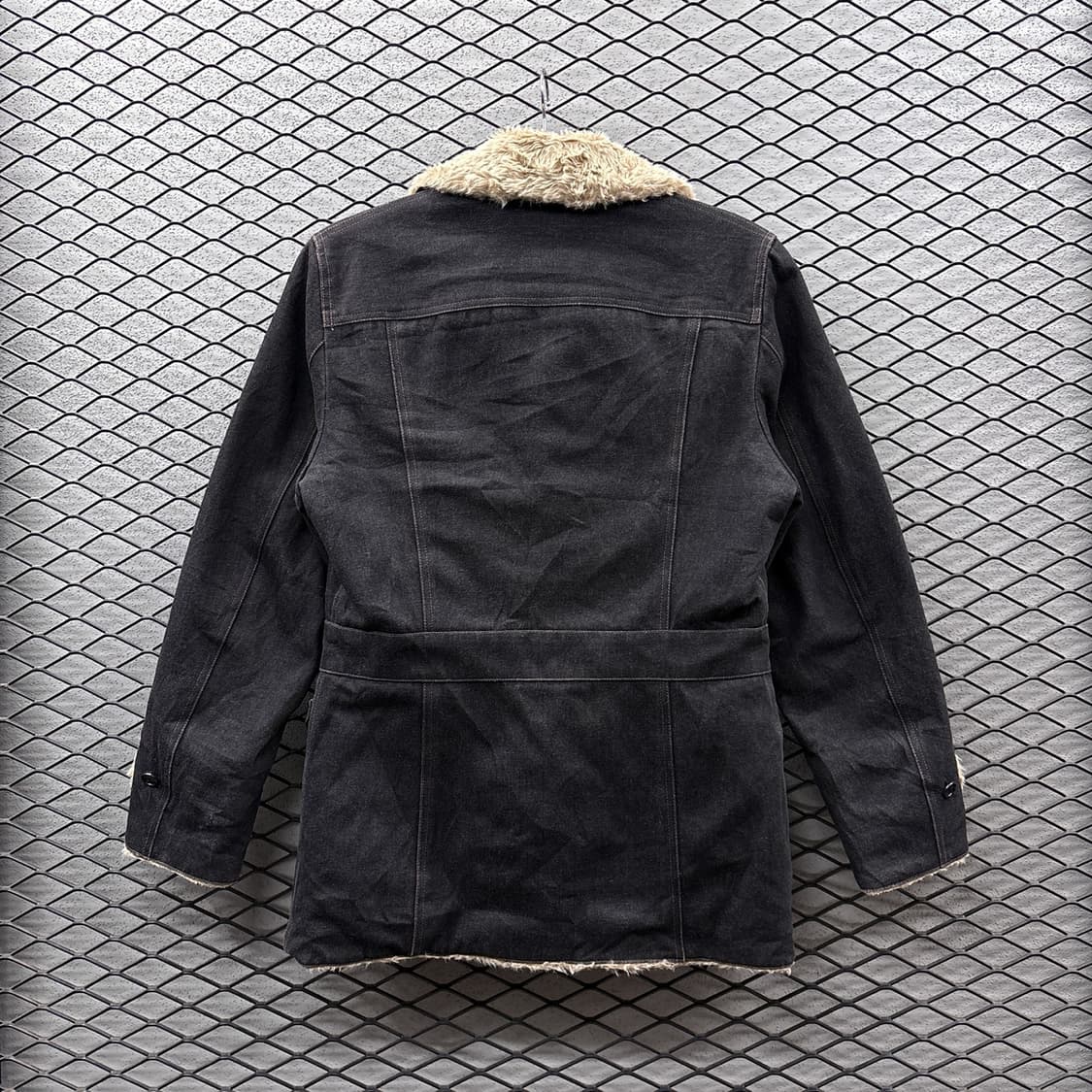 니콜클럽 데님 쉐르파 코트자켓 벨트패널 디테일 블랙 상품이미지3