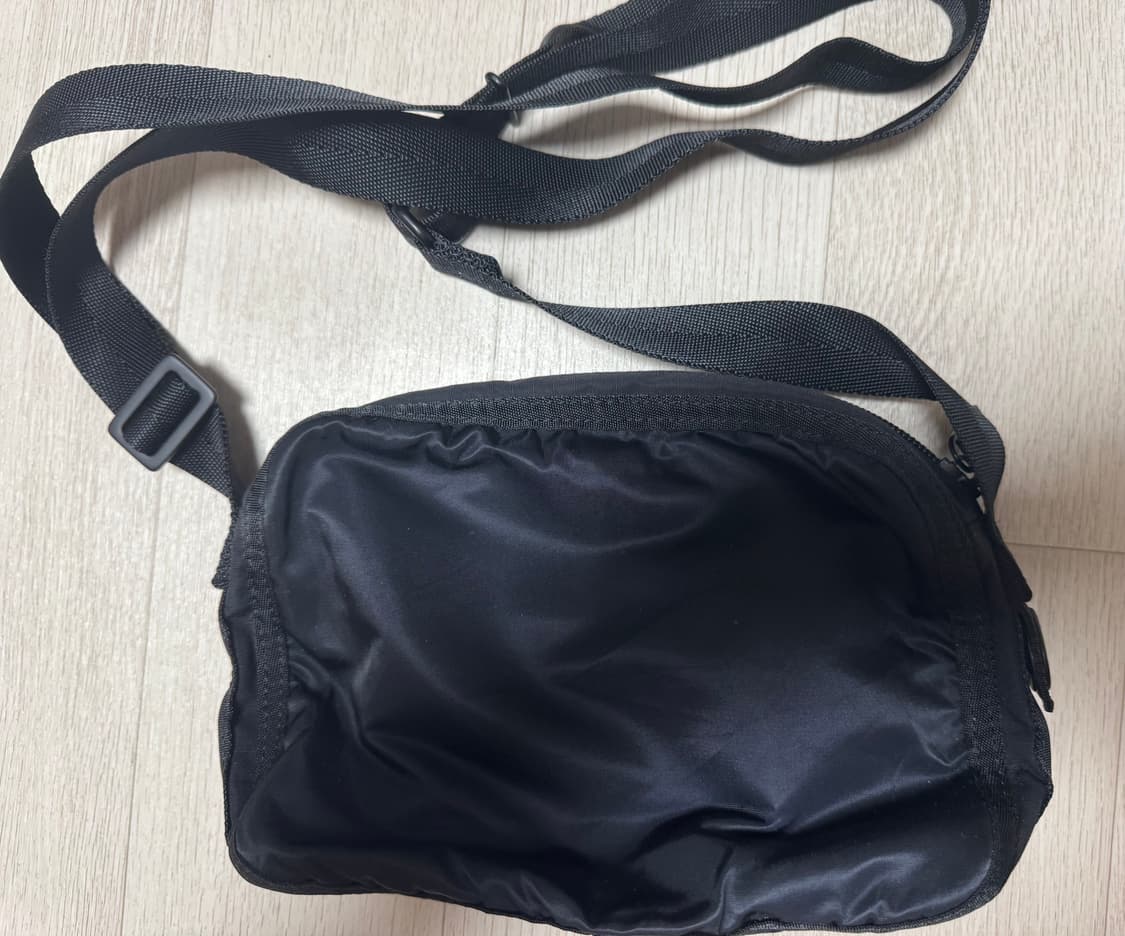 포터 프레임숄더 백 블랙 상품이미지3