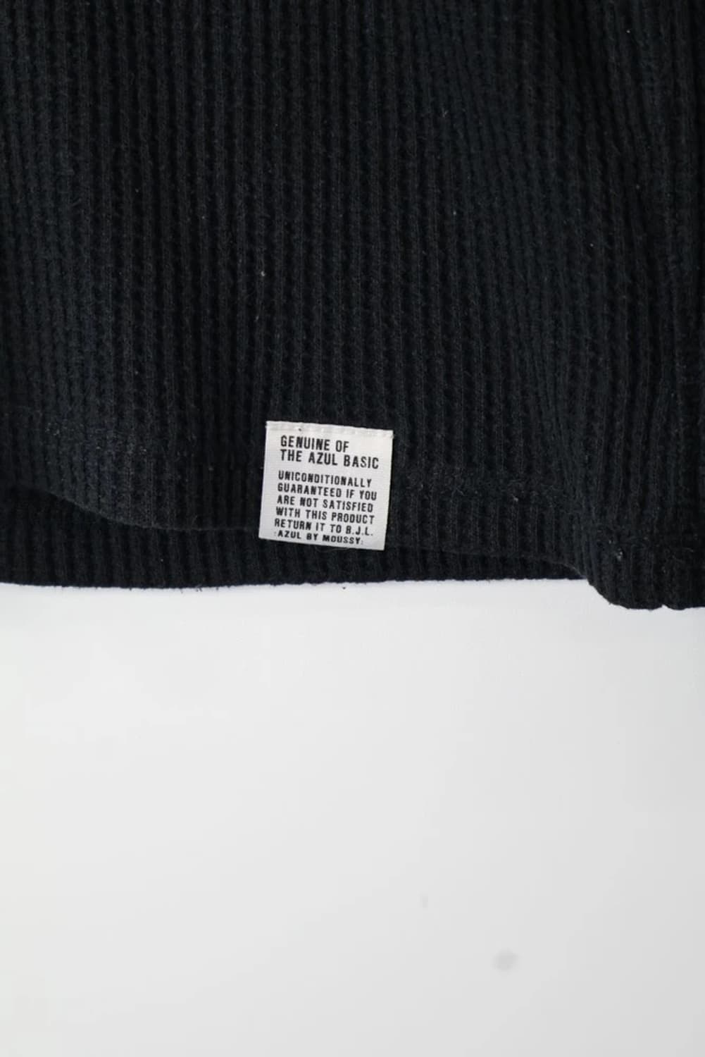 Azul V-Neck Waffle Shirt 상품이미지5