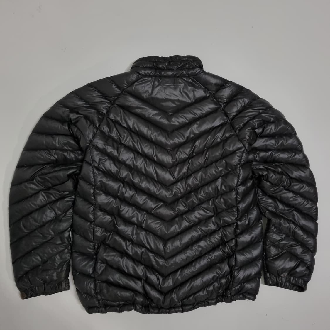 몽벨 경량패딩 진그레이  상품이미지2