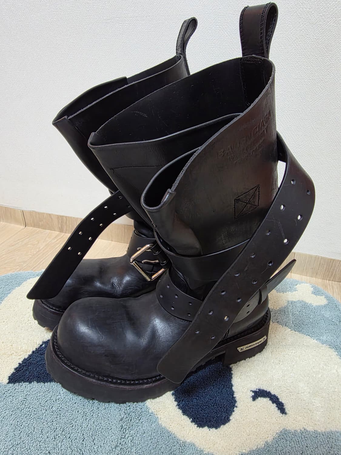 발렌시아가 베놈부츠 하이(43) 상품이미지1