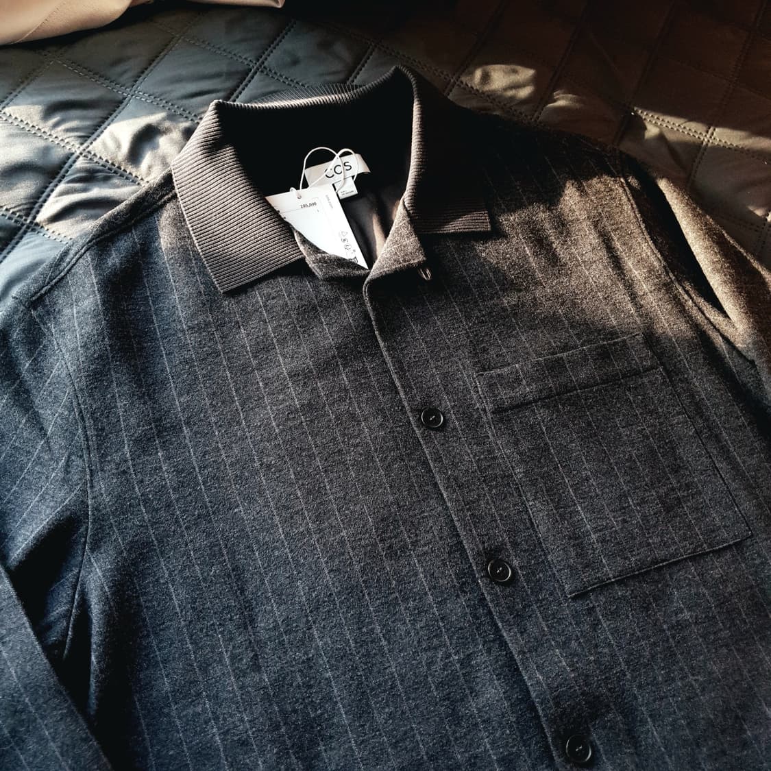 신품L) 코스 릴랙스드 핀스트라이프 울블렌드 저지셔츠 1251077002 상품이미지9