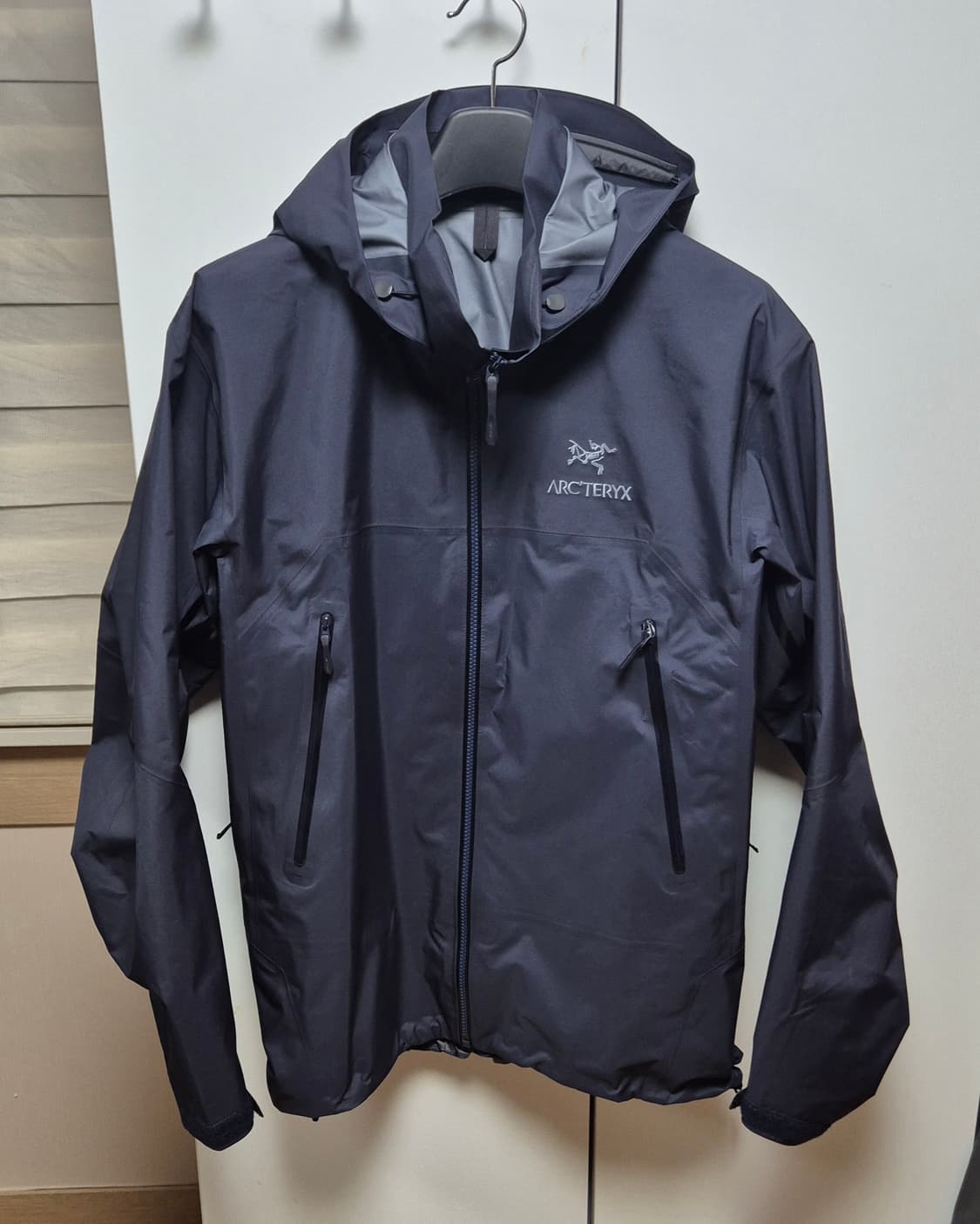 (새상품)아크테릭스 베타 AR 자켓 L 블랙 사파이어 상품이미지1