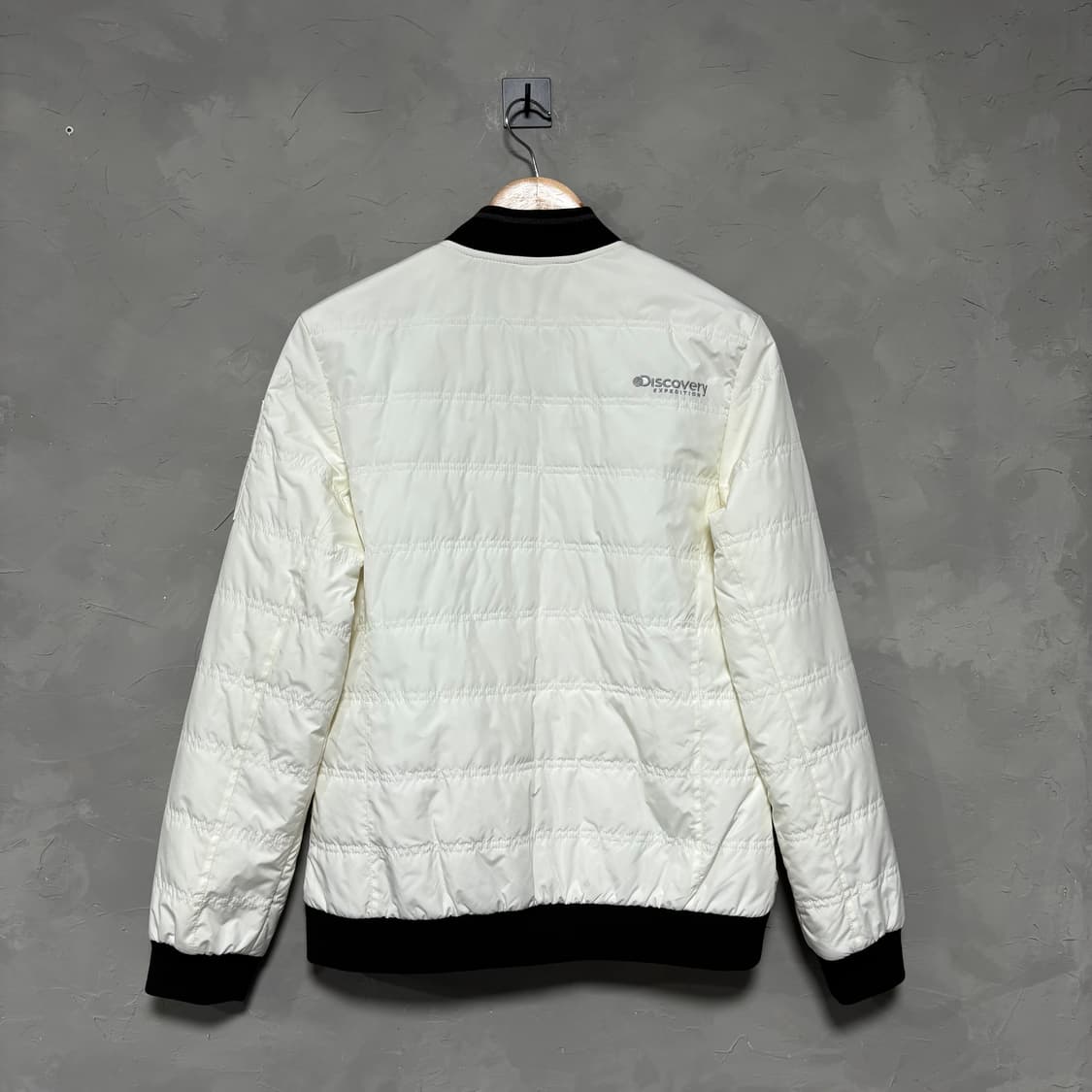 디스커버리 경량 패딩 자켓 상품이미지4